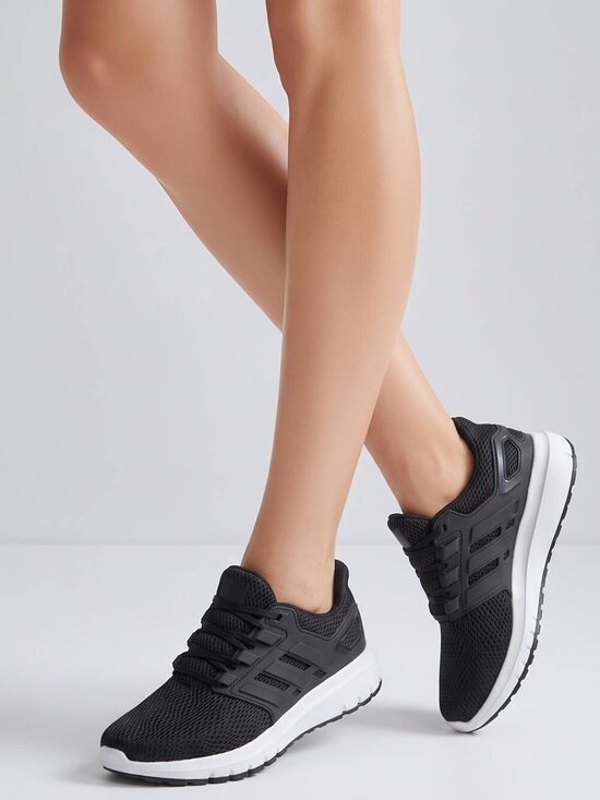 Adidas Shoes - 🇬🇪🩵NWT Adidas Women's Ultimashow Core Running Shoes Size 7.5